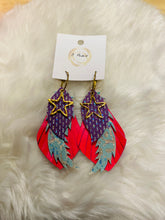 Load image into Gallery viewer, 3 Peas Layered Unique Earrings - ALL SEASONS!