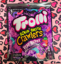 Load image into Gallery viewer, FREEZE DRIED Trolli Sour Worms - Very Berry
