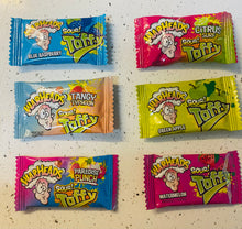 Load image into Gallery viewer, FREEZE DRIED Sour War Heads Laffy Taffy
