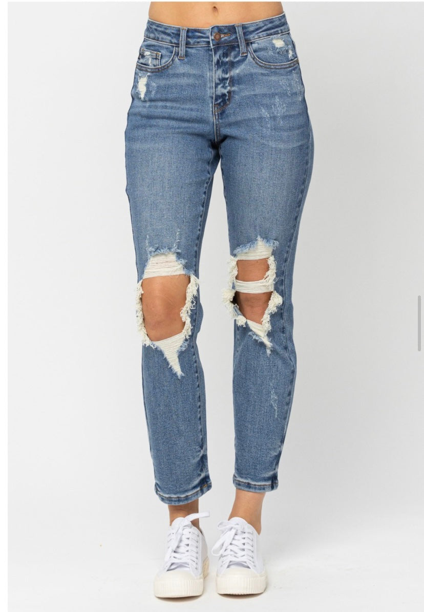 Judy Blue High Rise Distressed Boyfriend Fit Jeans